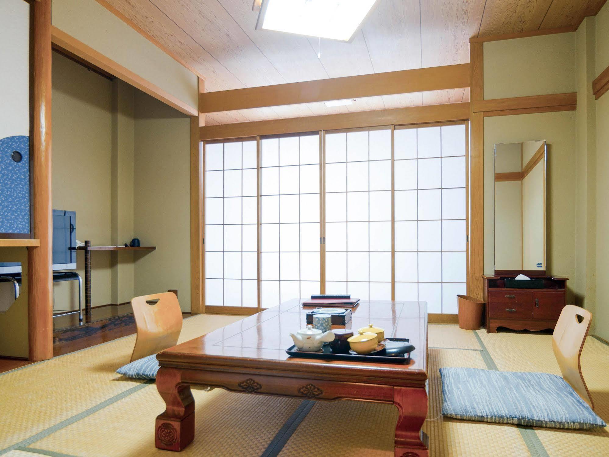 Hotel Yuugiriso Hakone Esterno foto